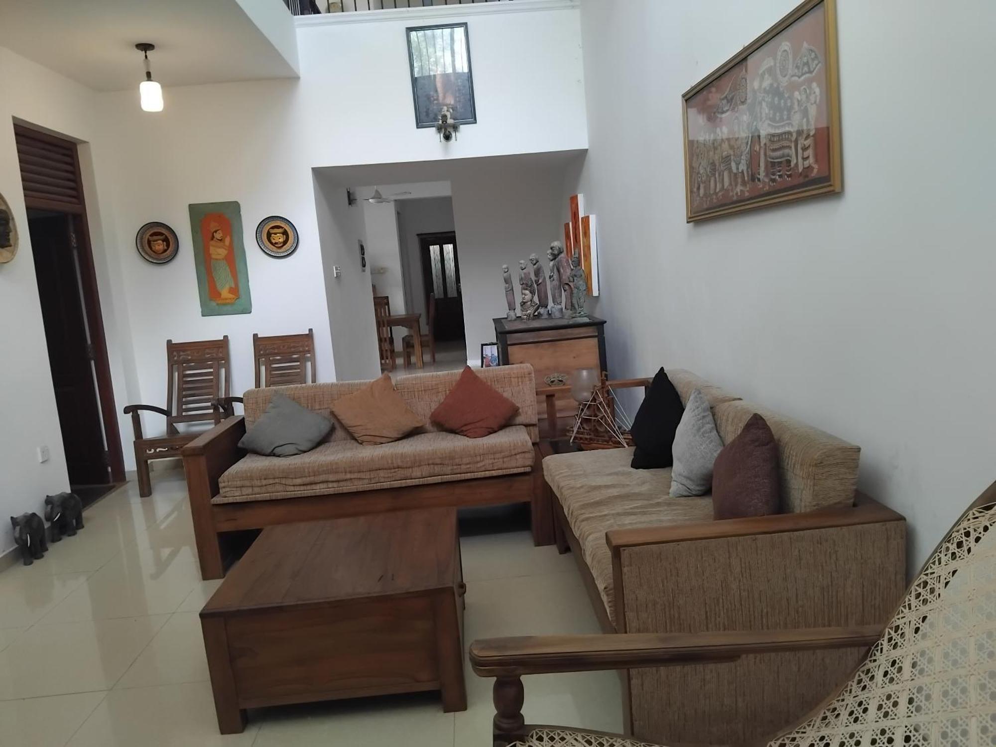 Ambalangoda Mask Luaran gambar